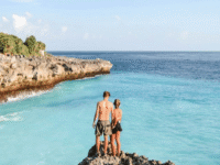 Pesona Nusa Ceningan Bali: Destinasi Tersembunyi Favorit