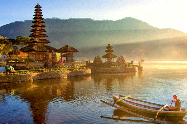 Danau Beratan Bedugul, Harmoni Alam dan Spiritual